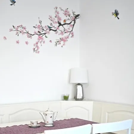 Magic Lakes Apartment